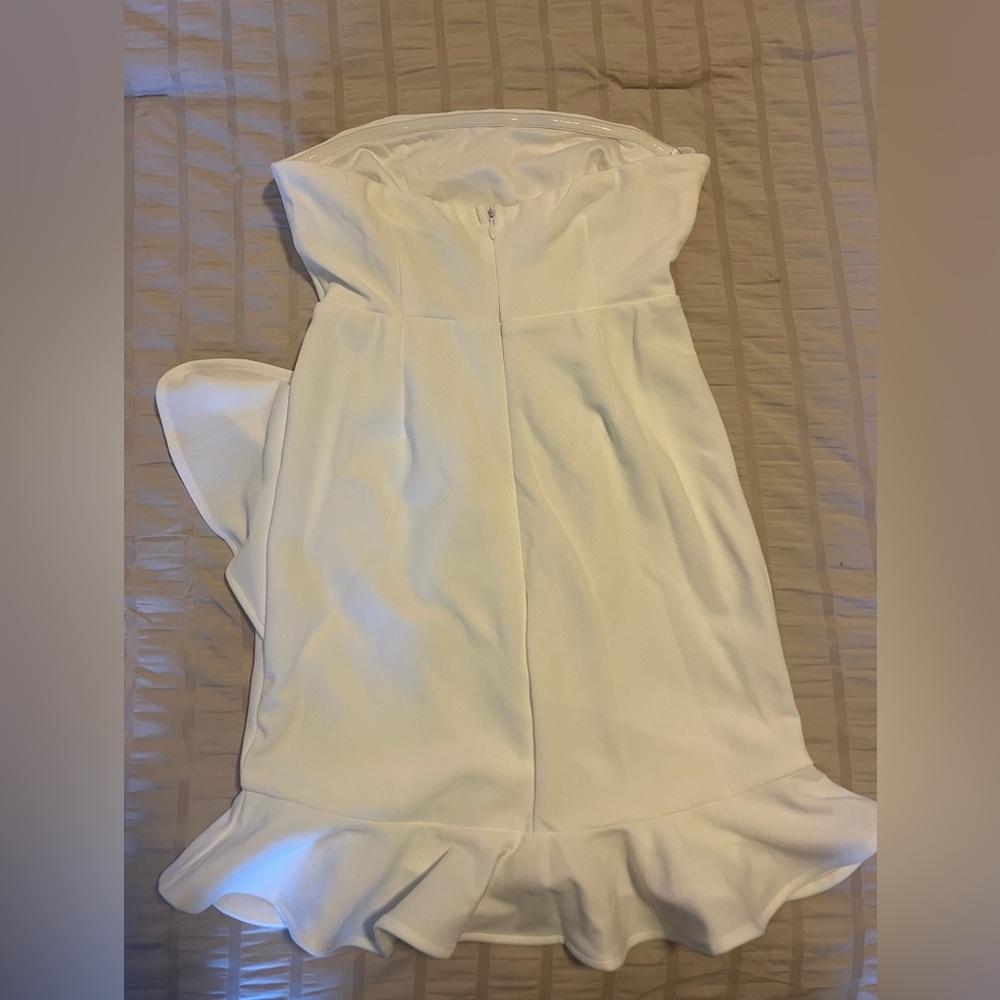 Hello Molly Asymmetrical White Dress - Picture 3 of 5